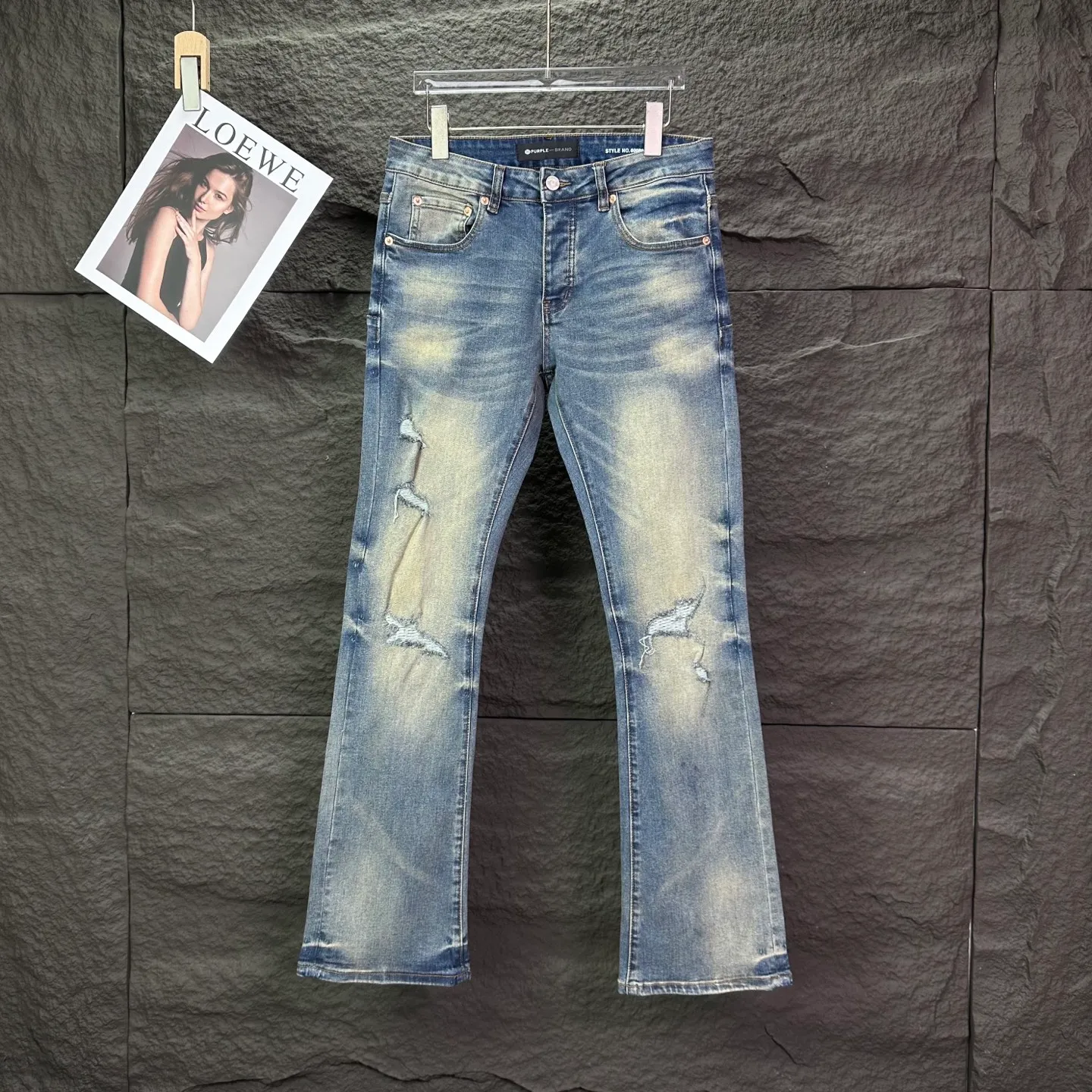 PURPLE BRAND 2026 New Arrival Washed, Distressed and Ripped Couple Style Loose Bootcut Jeans High Version High Version Top Ceiling Quality Styles with different washed textures, very friendly to people with thin legs and thick legs. The loose bootcut style is very flattering to the leg shape. Moderate length that never goes out of style, easy and casual to match, basic styling for various styles, a must-have in the wardrobe! The fabric is stiff but also makes the upper body soft without losing texture. The washing process is even more perfect. It is a must-have item for everyone! ! ! Washed wheat, hang tag, pants label, three complete labels Color: Blue Size: 28, 30, 32, 34, 36 (five sizes)